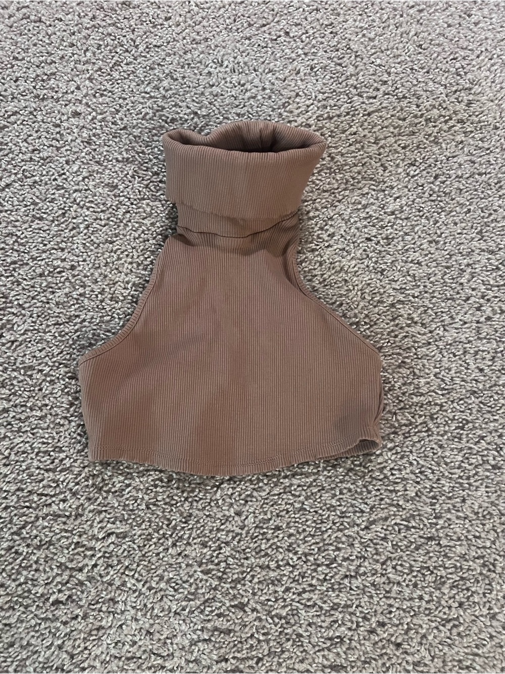 Fashion Nova Snatched Crop Top in Taupe